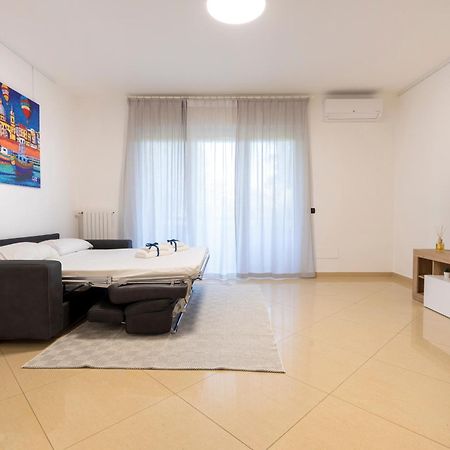 Boscoincitta Apt With Garage And Whirlpool Tub Bari Eksteriør billede