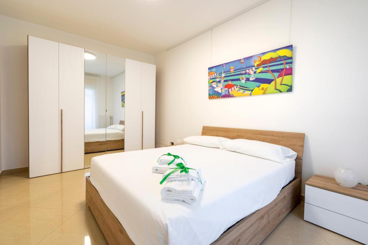 Boscoincitta Apt With Garage And Whirlpool Tub Bari Eksteriør billede